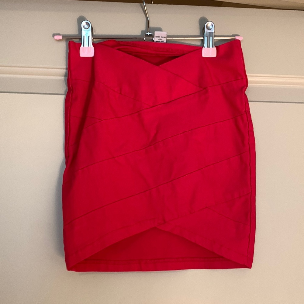 Magenta pink XS bandage skirt
